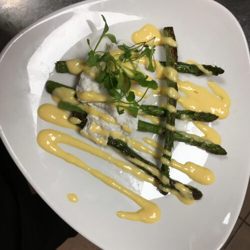 ASPARAGUS & POACHED EGG