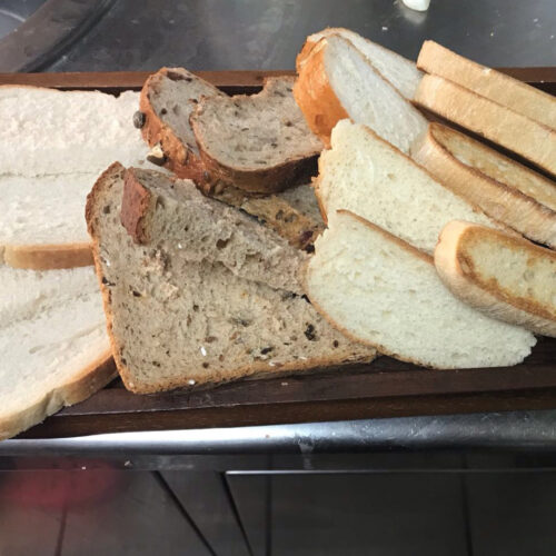 SLOT 22 - BREAD BOARD (V)