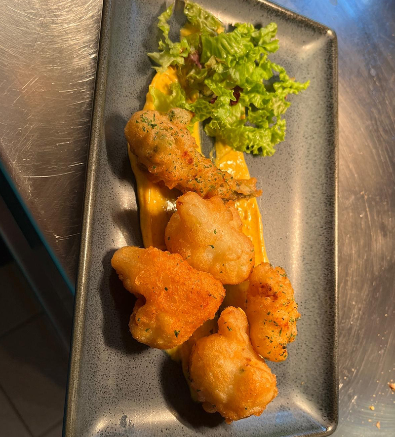 SLOT 504 - INCLUSIVE CAULIFLOWER & TENDERSTEM BROCCOLI FRITTERS (V)