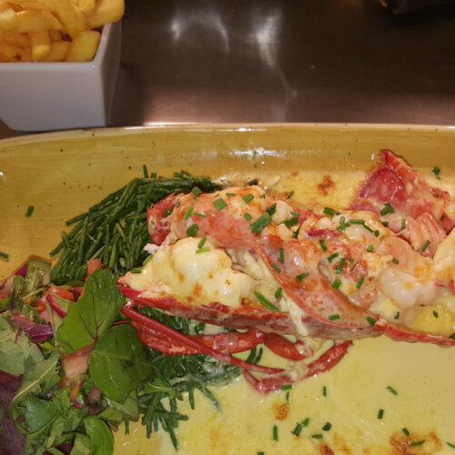 SLOT 336 - HALF LOBSTER GARLIC BUTTER