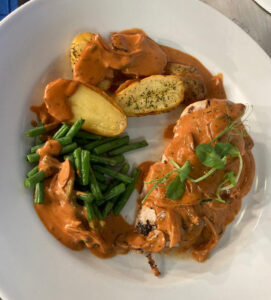 SLOT 508 - INCLUSIVE CHICKEN BREAST (PAPRIKA)