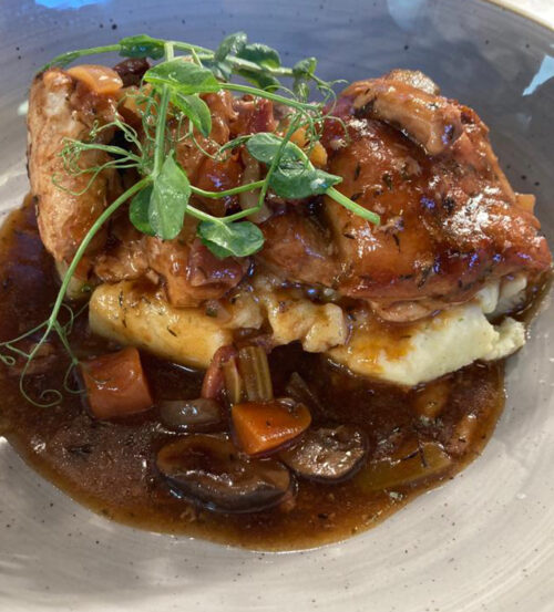 SLOT 508 - INCLUSIVE COQ AU VIN