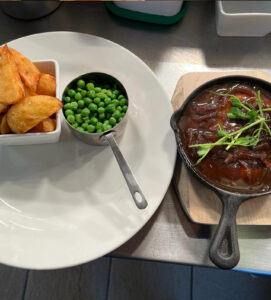 SLOT 510 - INCLUSIVE CUMBERLAND SAUSAGE