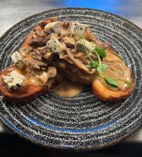 SLOT 502 - INCLUSIVE CHESTNUT MUSHROOMS (V)