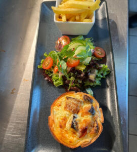 SLOT 506 - INCLUSIVE ROASTED VEGETABLE QUICHE (V)