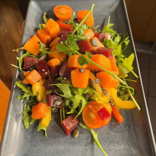 INC-ROASTED-BEETROOT-&-PUMPKIN-SALAD SLOT 518 - ROASTED BEETROOT & PUMPKIN SALAD (Ve)