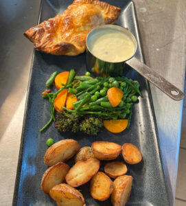 PEAR, BLUE CHEESE & WALNUT POCKET