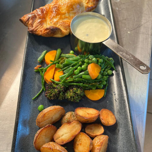 PEAR, BLUE CHEESE & WALNUT POCKET