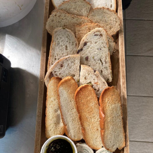 SLOT 22 - BREAD BOARD (V)