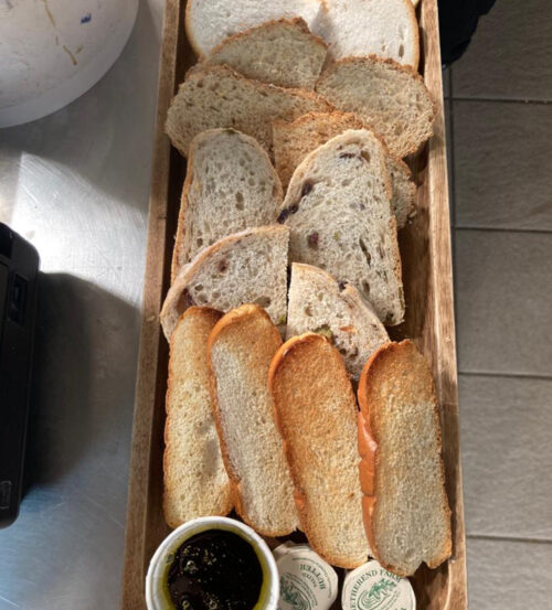 SLOT 22 - BREAD BOARD (V)