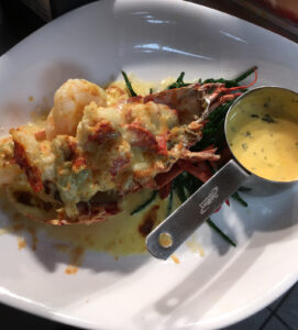 SLOT 336 - HALF LOBSTER GARLIC BUTTER