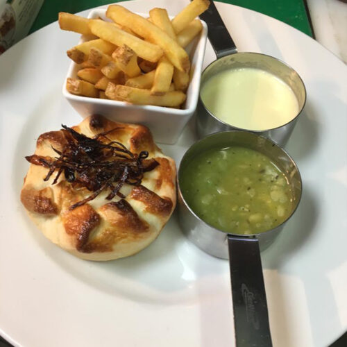 SLOT 58 - CHEESE & ONION PIE