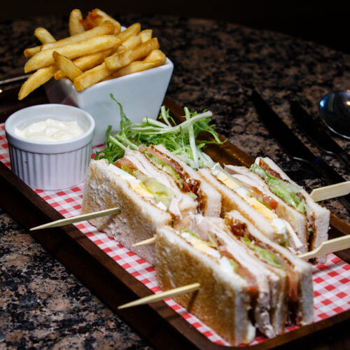SLOT 73 - CHICKEN CLUB SANDWICH
