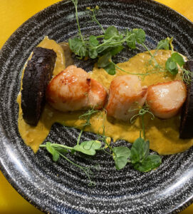 SLOT 26 - PAN SEARED ORKNEY SCALLOPS