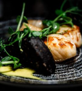 SLOT 26 - PAN SEARED ORKNEY SCALLOPS