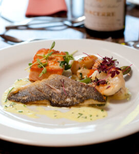 SLOT 55 - TRIO OF FISH