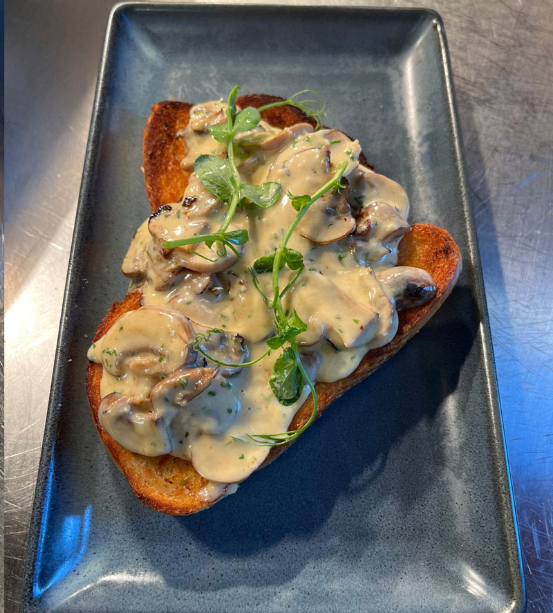 SLOT 502: GARLIC MUSHROOMS (V)