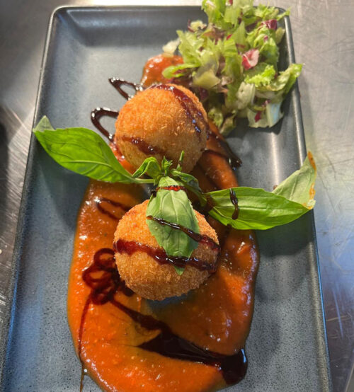 SLOT 543 - FESTIVE DAYTIME - BLUE CHEESE & WALNUT ARANCINI