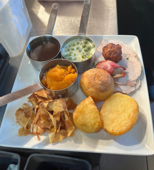 SLOT 545 - FESTIVE OVEN ROASTED TURKEY BREAST