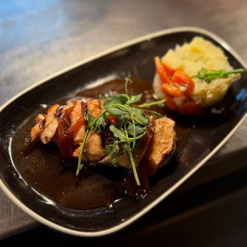 SLOT 717 - CHICKEN OF THE DAY - DAYTIME MENU